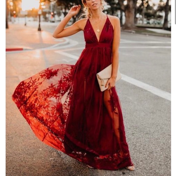 Last 1 5⭐️ VICI /ANTONIA/ Lace Backless Maxi Dress - Picture 3 of 8